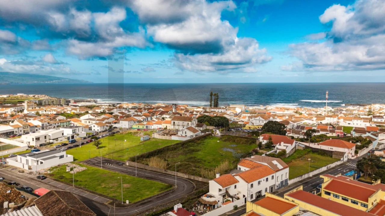 Terreno para Venda em Ribeira Grande (Matriz) Foto 9