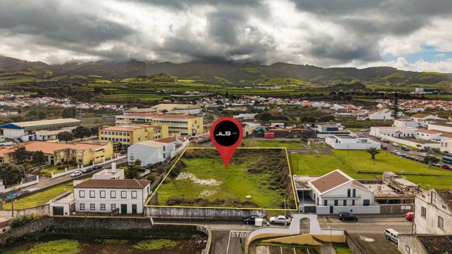 Terreno para Venda em Ribeira Grande (Matriz) Foto 5
