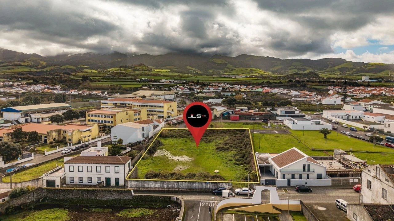 Terreno para Venda em Ribeira Grande (Matriz) Foto 5