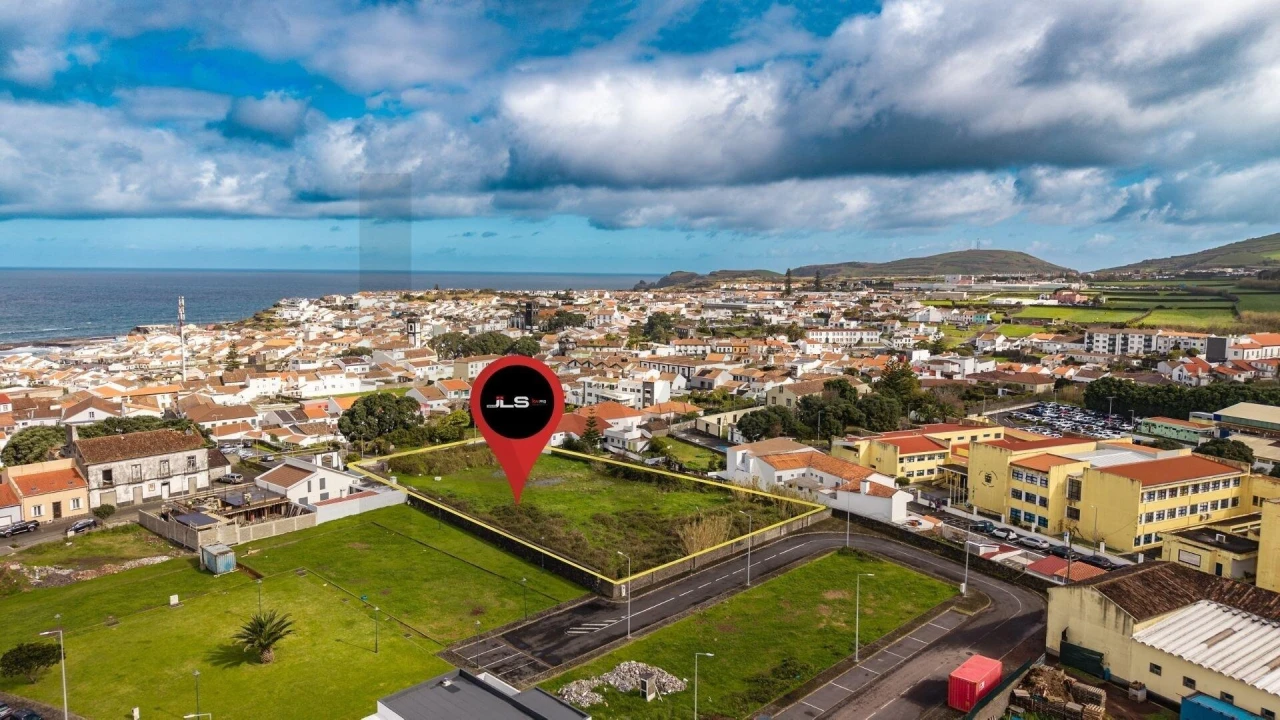 Terreno para Venda em Ribeira Grande (Matriz) Foto 4