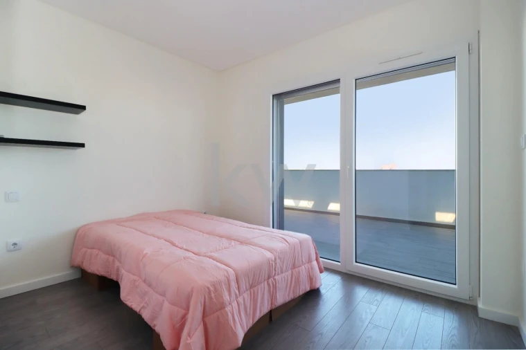 Apartamento T4 para Arrendamento em Carcavelos e Parede Foto 27
