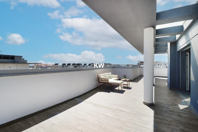 Apartamento T4 para Arrendamento em Carcavelos e Parede Foto 6