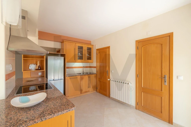 Moradia T5 para Venda em Buarcos Foto 59