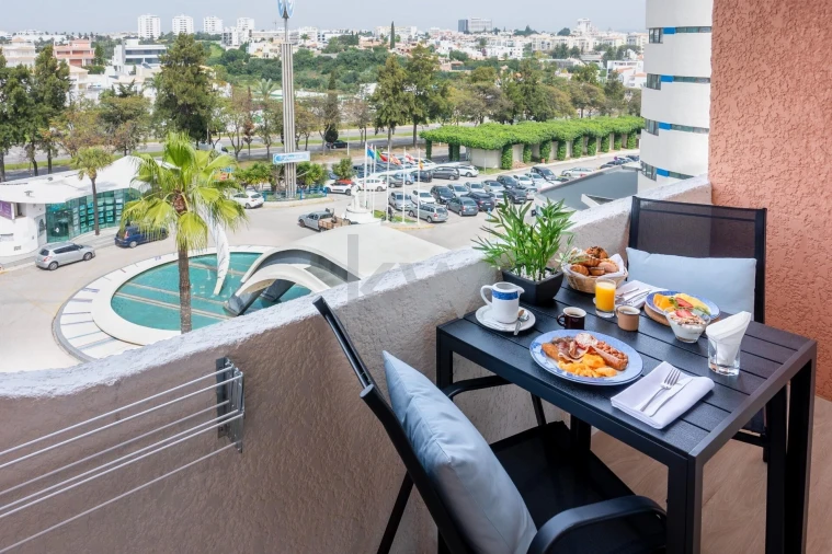 Negócio para Venda em Albufeira e Olhos de Água Foto 13