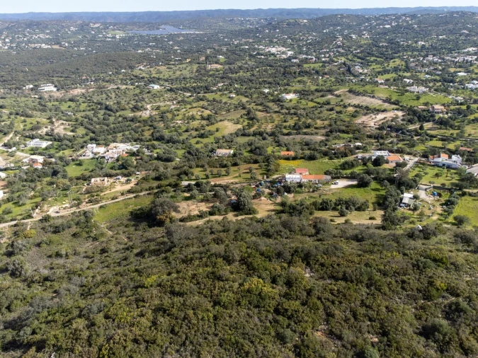 Terreno para Venda em Santa Barbara de Nexe Foto 8