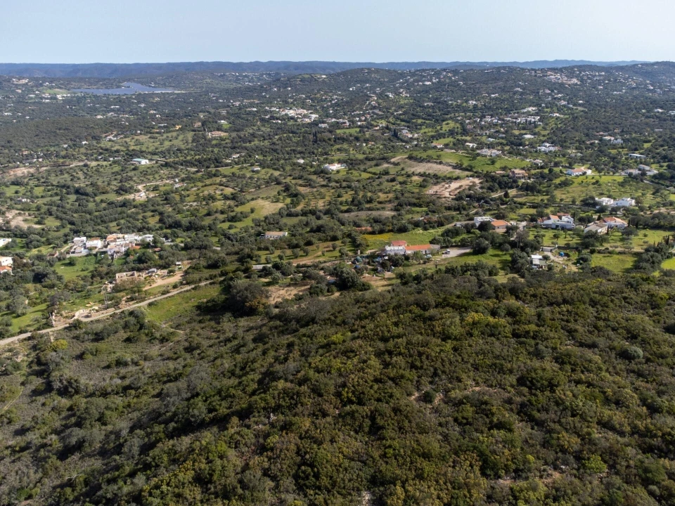 Terreno para Venda em Santa Barbara de Nexe Foto 6