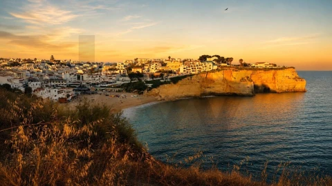 Moradia T3 para Venda em Lagoa e Carvoeiro