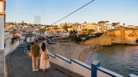 Moradia T3 para Venda em Lagoa e Carvoeiro