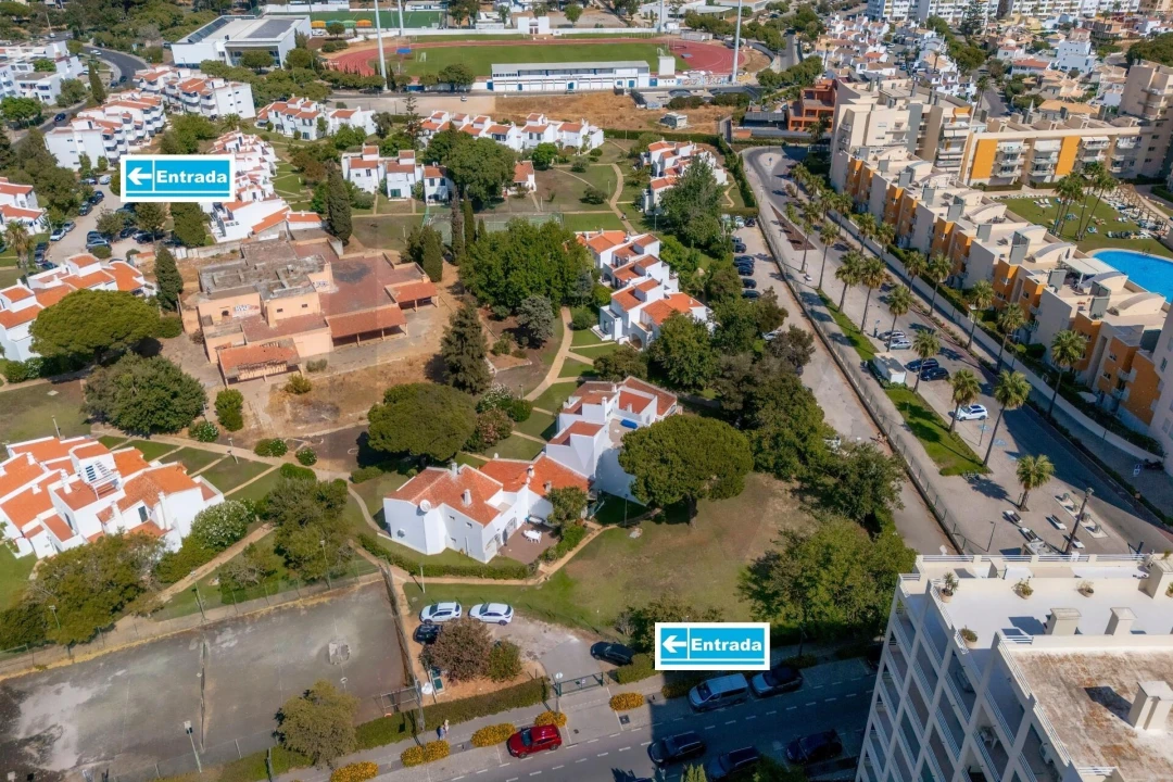 Moradia T3 para Venda em Quarteira Foto 25