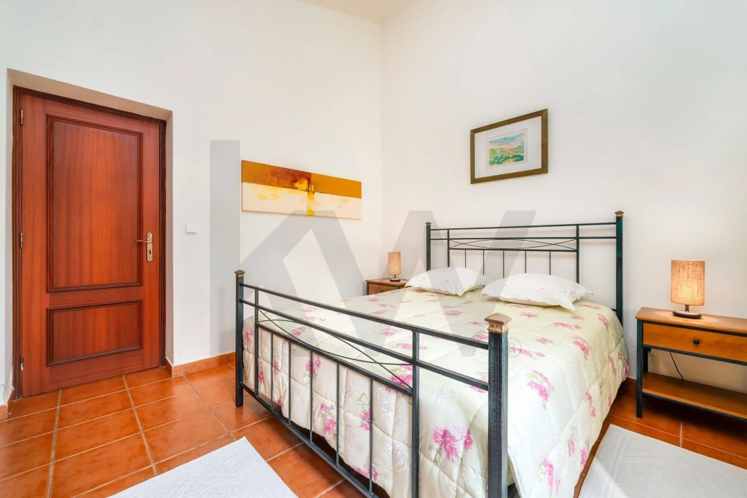 Moradia T3 para Venda em Salir Foto 20