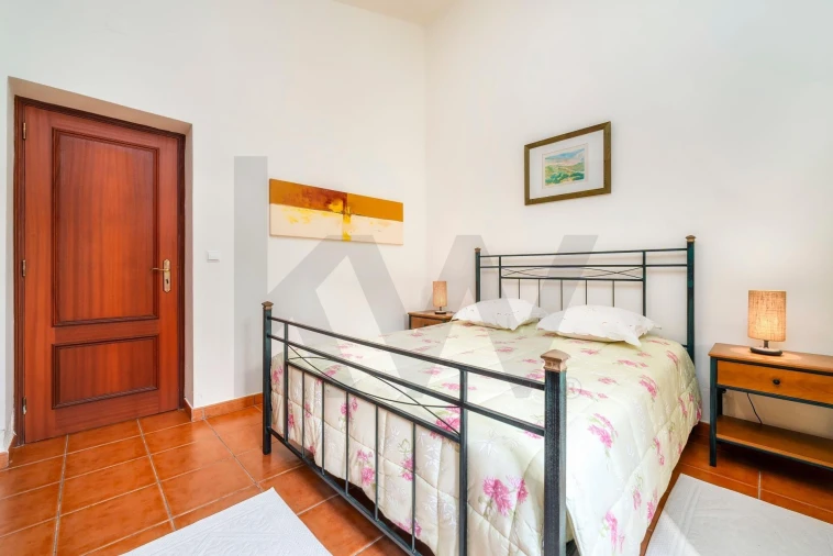 Moradia T3 para Venda em Salir Foto 19