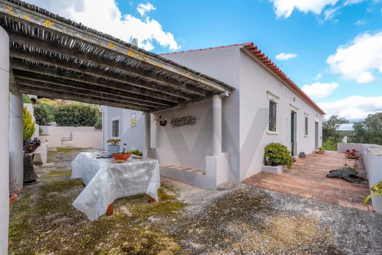 Moradia T3 para Venda em Salir Foto 28