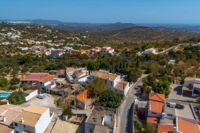 Moradia T4 para Venda em Loule (São Sebastião)