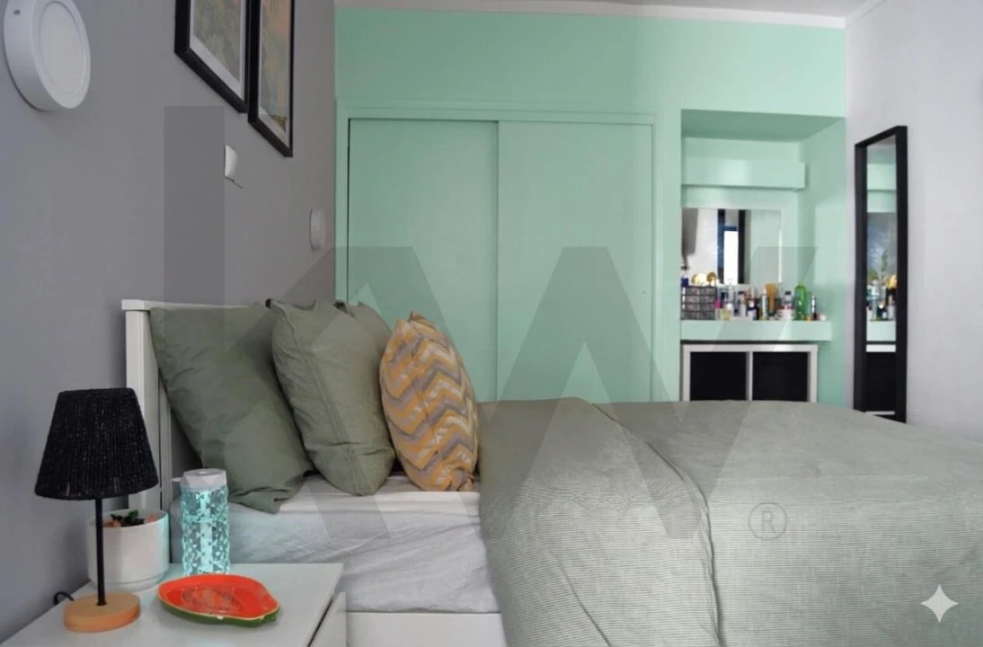 Apartamento T1 para Venda em Portimão Foto 9