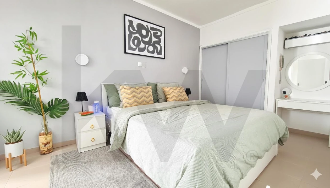 Apartamento T1 para Venda em Portimão Foto 12