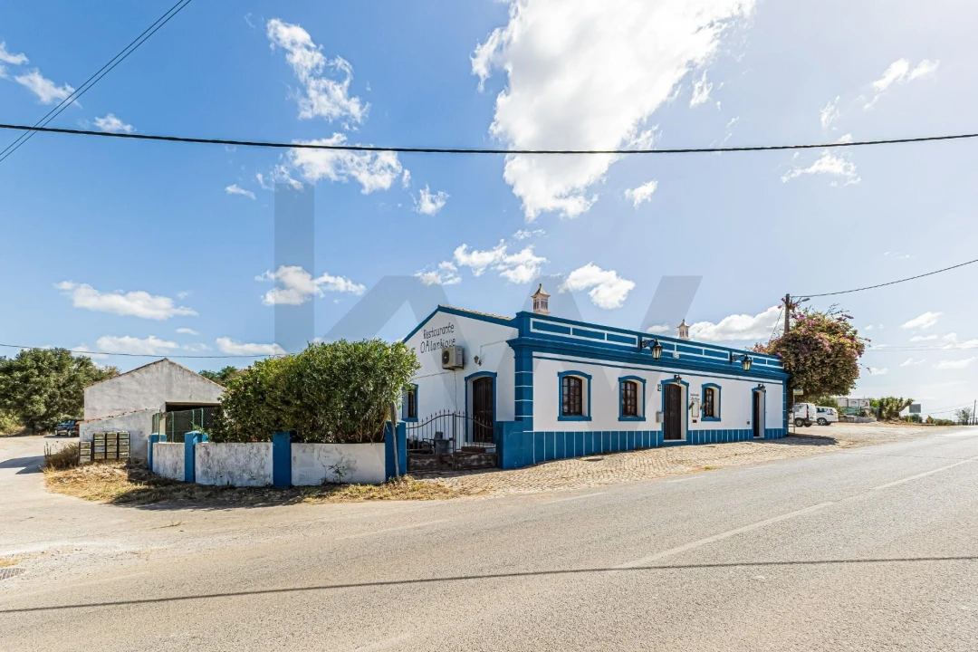 Moradia T4 para Venda em Silves Foto 3