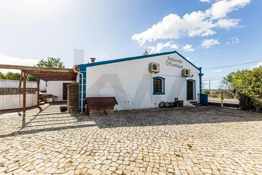 Moradia T4 para Venda em Silves Foto 23