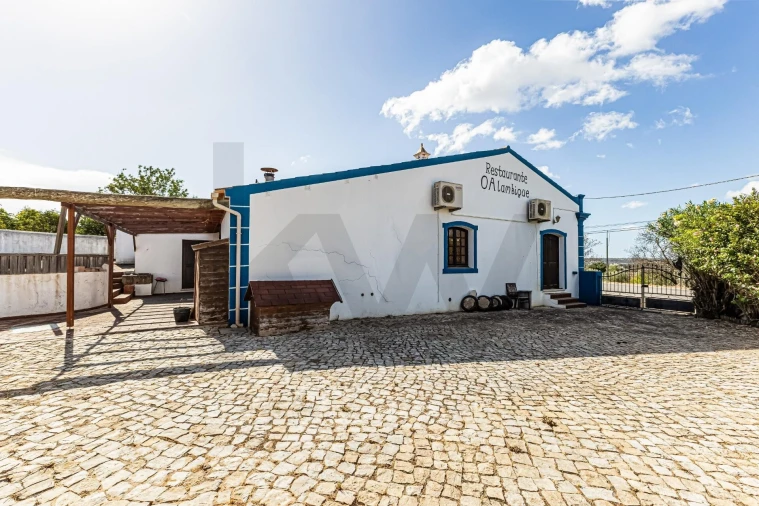 Moradia T4 para Venda em Silves Foto 23