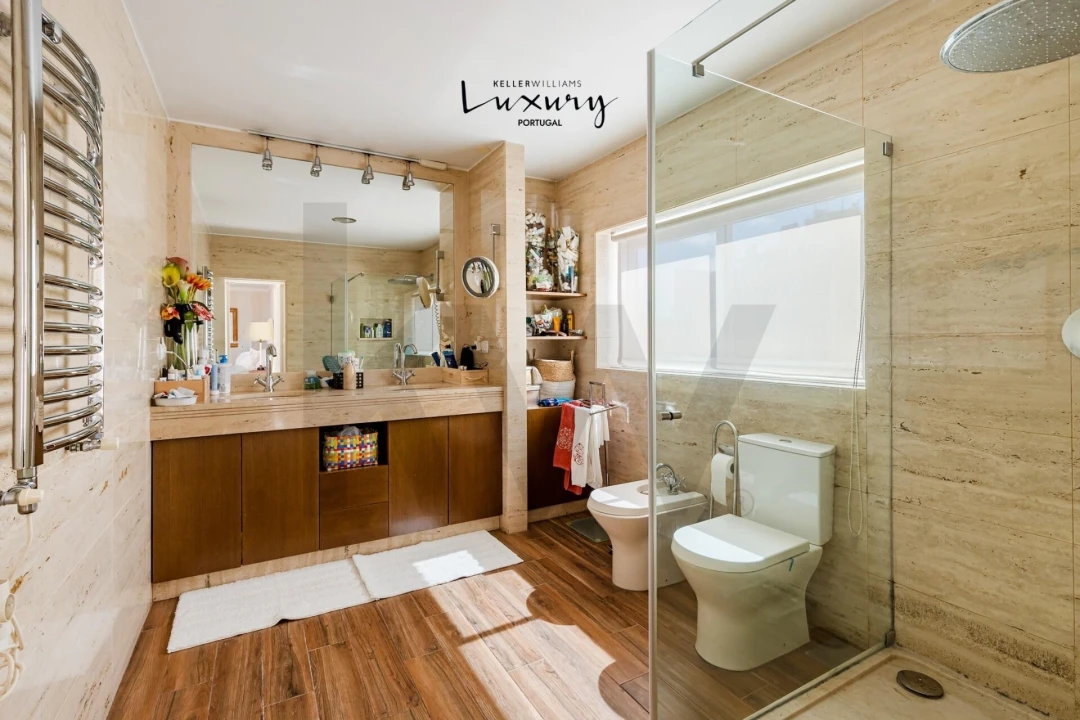 Apartamento T4 para Venda em Cascais e Estoril Foto 16