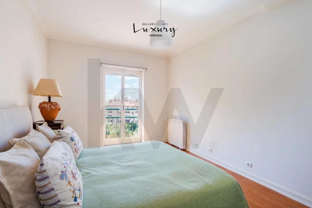 Apartamento T4 para Venda em Cascais e Estoril Foto 12