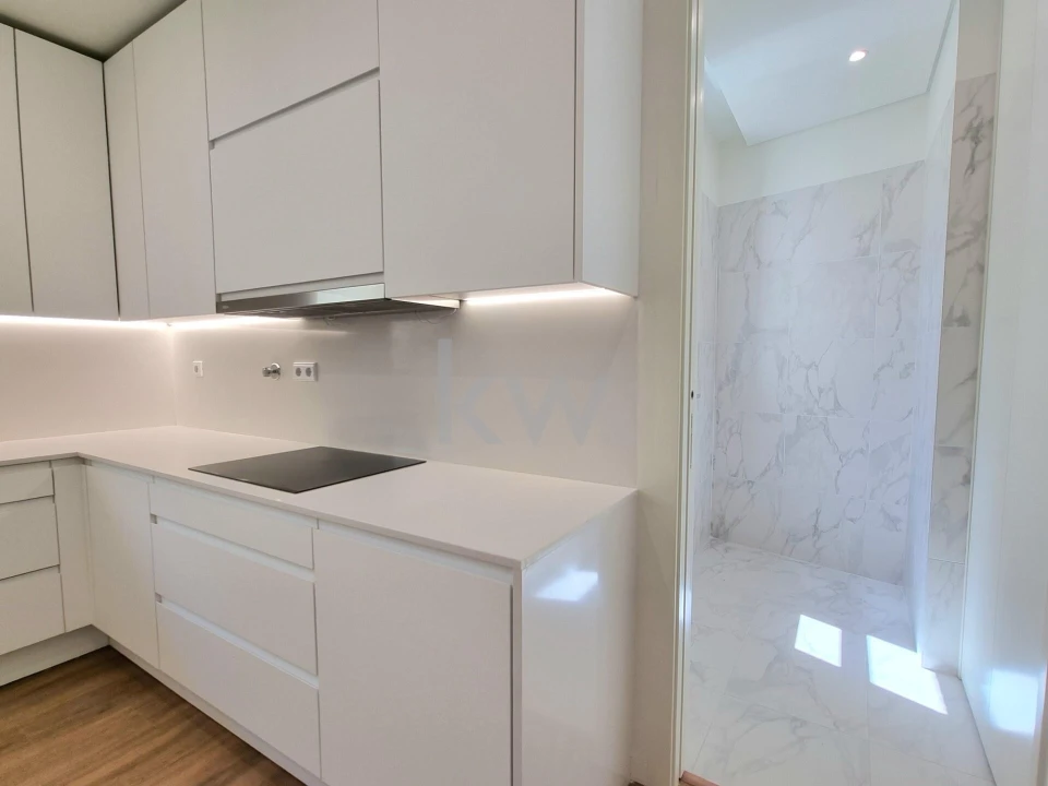 Apartamento T2 para Venda em Arroios Foto 7