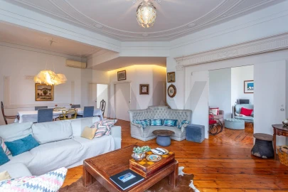 Apartamento T5 para Venda em Avenidas Novas