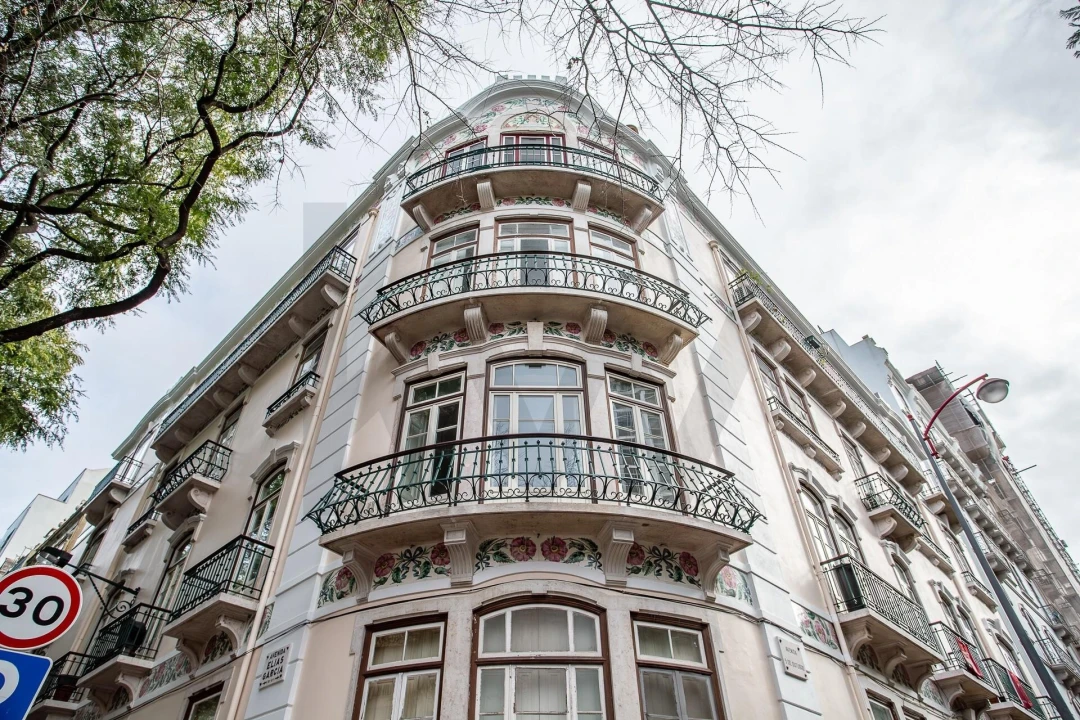 Apartamento T5 para Venda em Avenidas Novas Foto 45