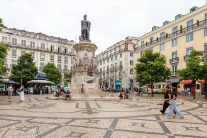 Apartamento T5 para Venda em Santa Maria Maior