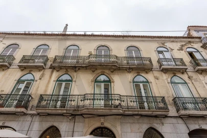 Apartamento T5 para Venda em Santa Maria Maior