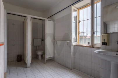 Apartamento T5 para Venda em Santa Maria Maior