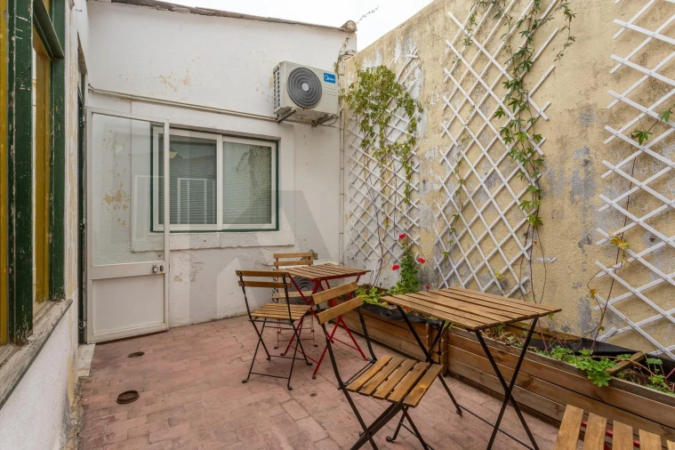Apartamento T5 para Venda em Santa Maria Maior Foto 10