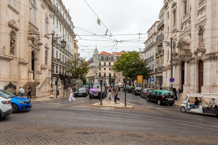 Apartamento T5 para Venda em Santa Maria Maior Foto 39