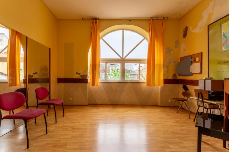 Apartamento T5 para Venda em Santa Maria Maior Foto 29