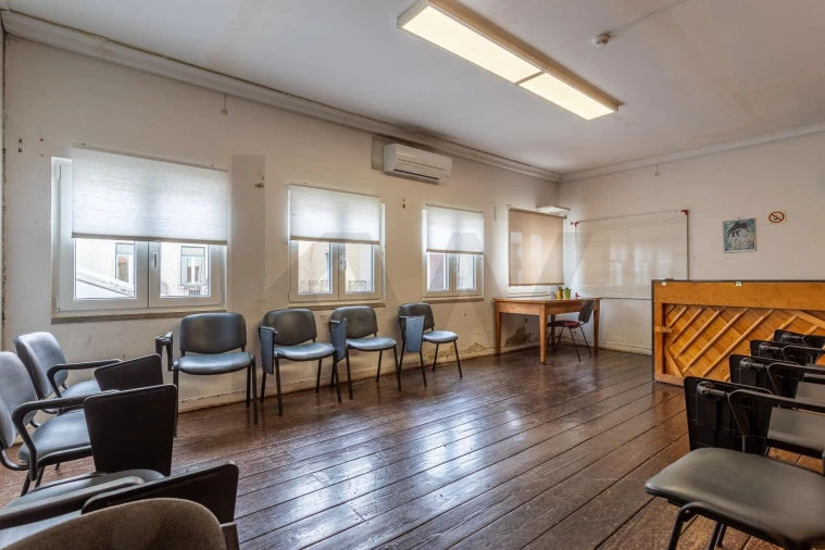 Apartamento T5 para Venda em Santa Maria Maior Foto 32