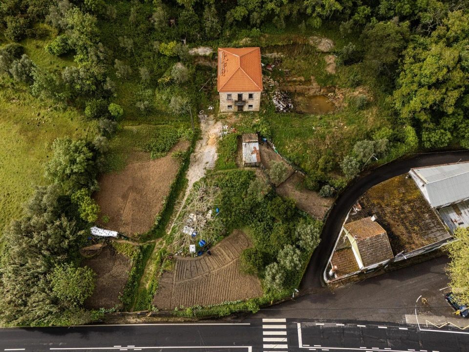 Moradia T5 para Venda em Lousa Foto 1