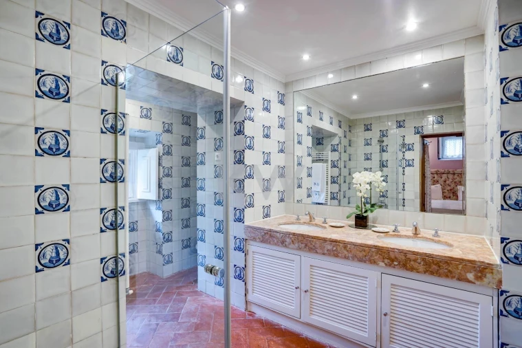 Moradia T6 para Venda em São João das Lampas e Terrugem Foto 24