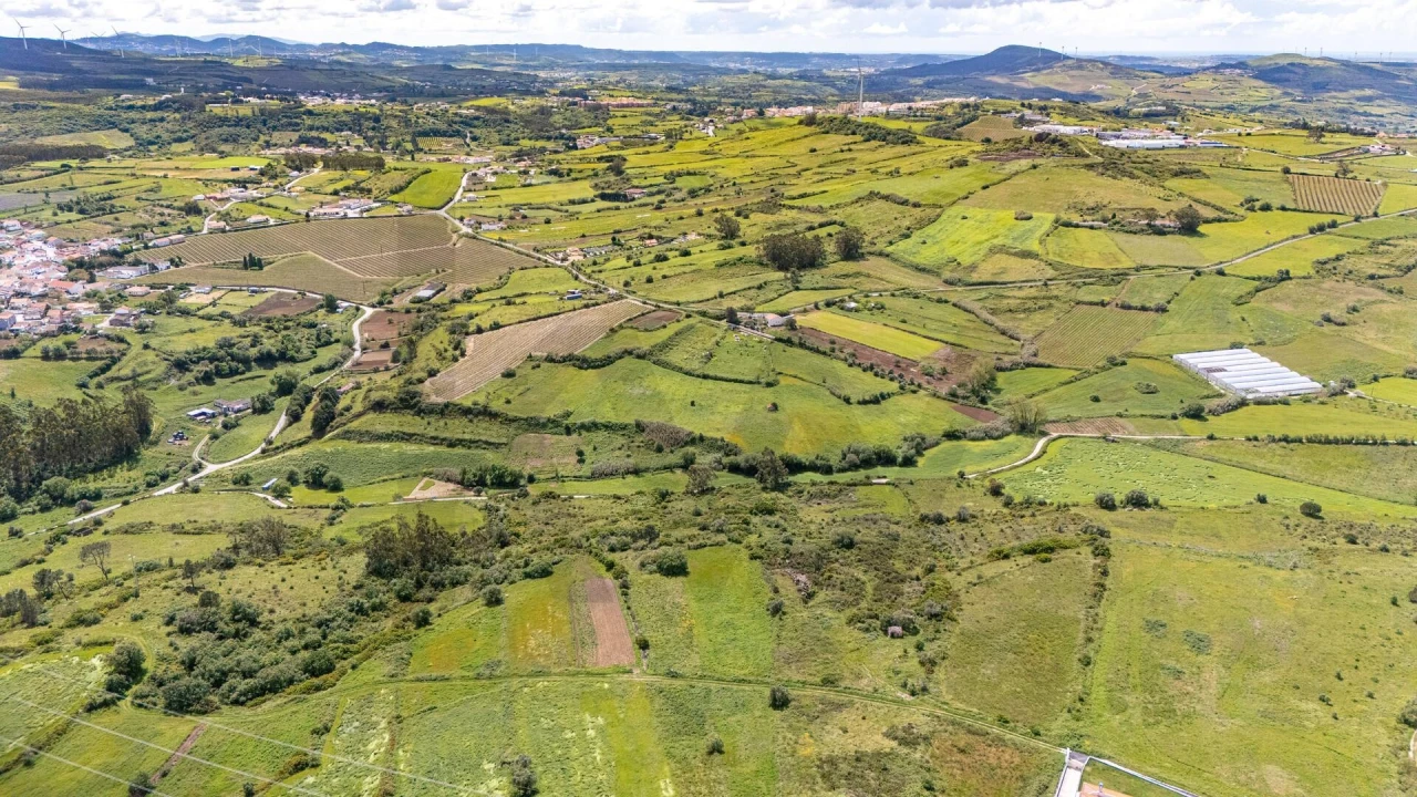 Terreno para Venda em Santo Quintino Foto 24