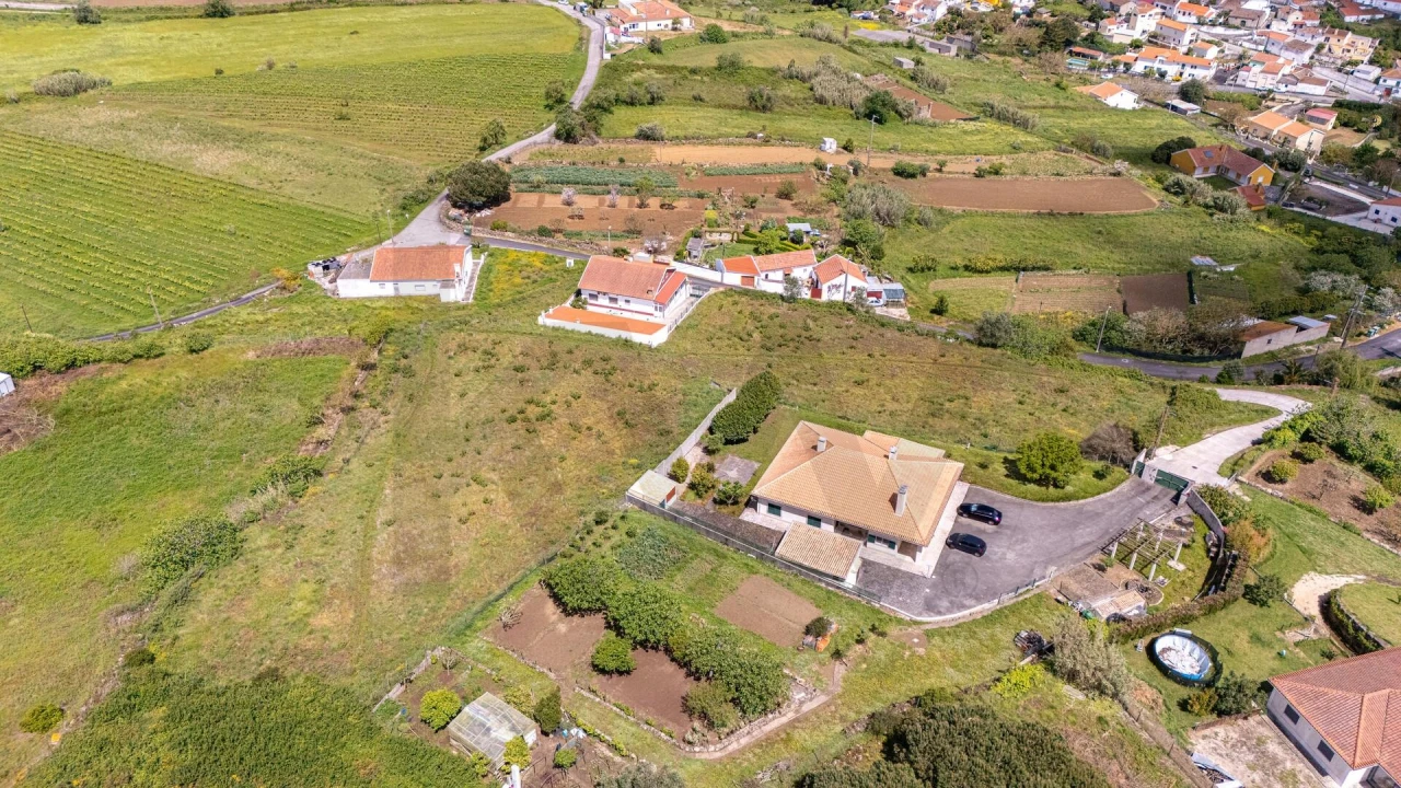 Terreno para Venda em Santo Quintino Foto 10