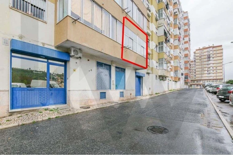 Apartamento T1 para Venda em Póvoa de Santo Adrião e Olival Basto Foto 22