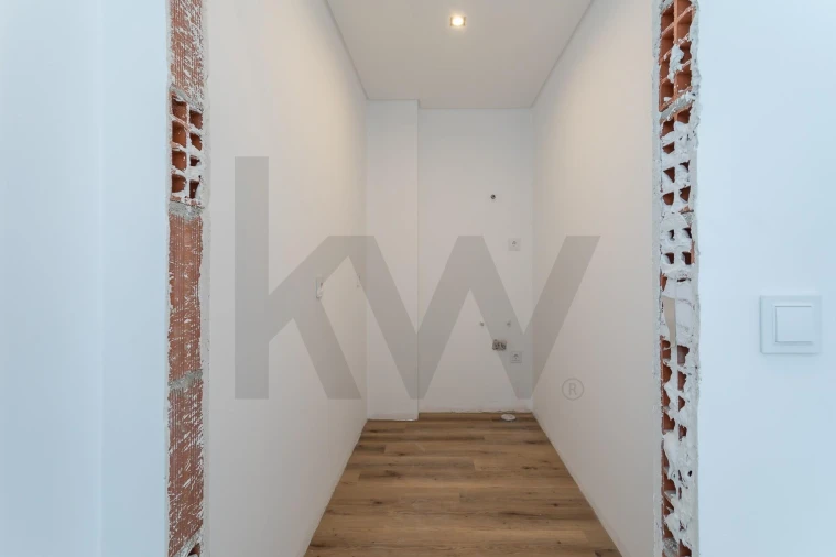 Moradia T4 para Venda em Pontinha e Famões Foto 76