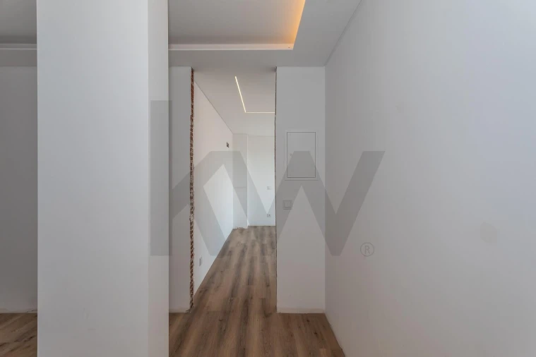 Moradia T4 para Venda em Pontinha e Famões Foto 48