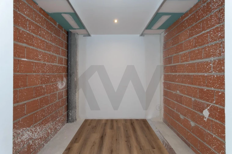 Moradia T4 para Venda em Pontinha e Famões Foto 36