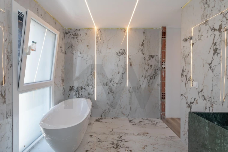 Moradia T4 para Venda em Pontinha e Famões Foto 39