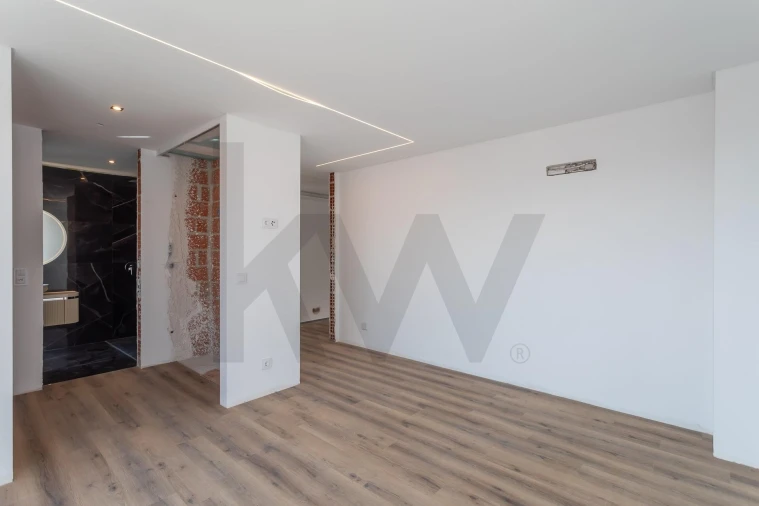 Moradia T4 para Venda em Pontinha e Famões Foto 50