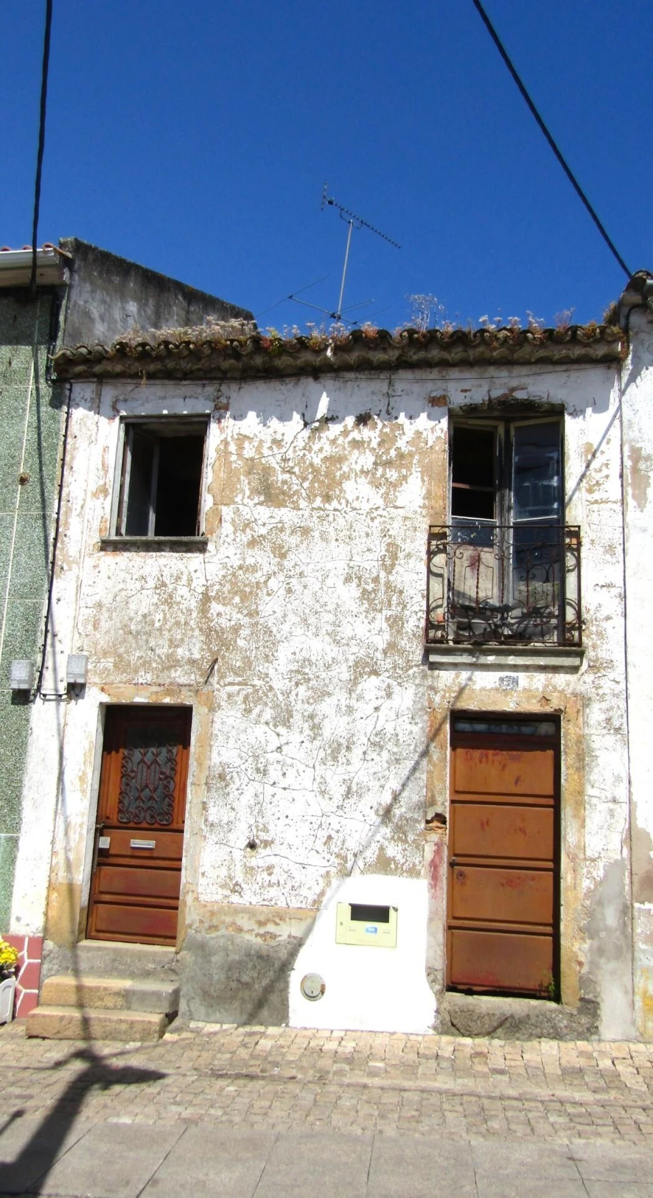 Moradia T2 para Venda em Arez e Amieira do Tejo Foto 1