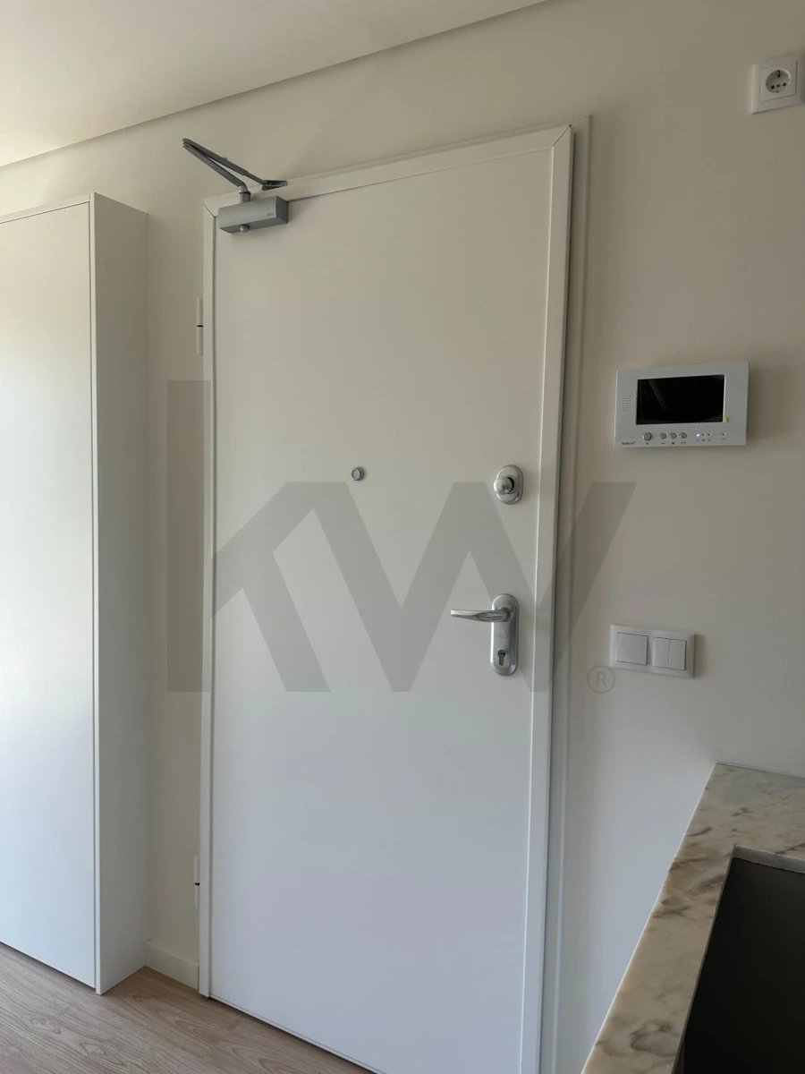 Apartamento T1 para Venda em Cedofeita, Santo Ildefonso, Sé, Miragaia, São Nicolau e Vitória Foto 2