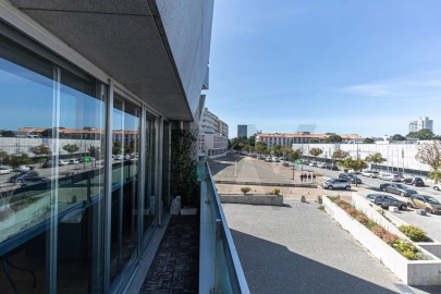 Apartamento T3 para Arrendamento em Ramalde