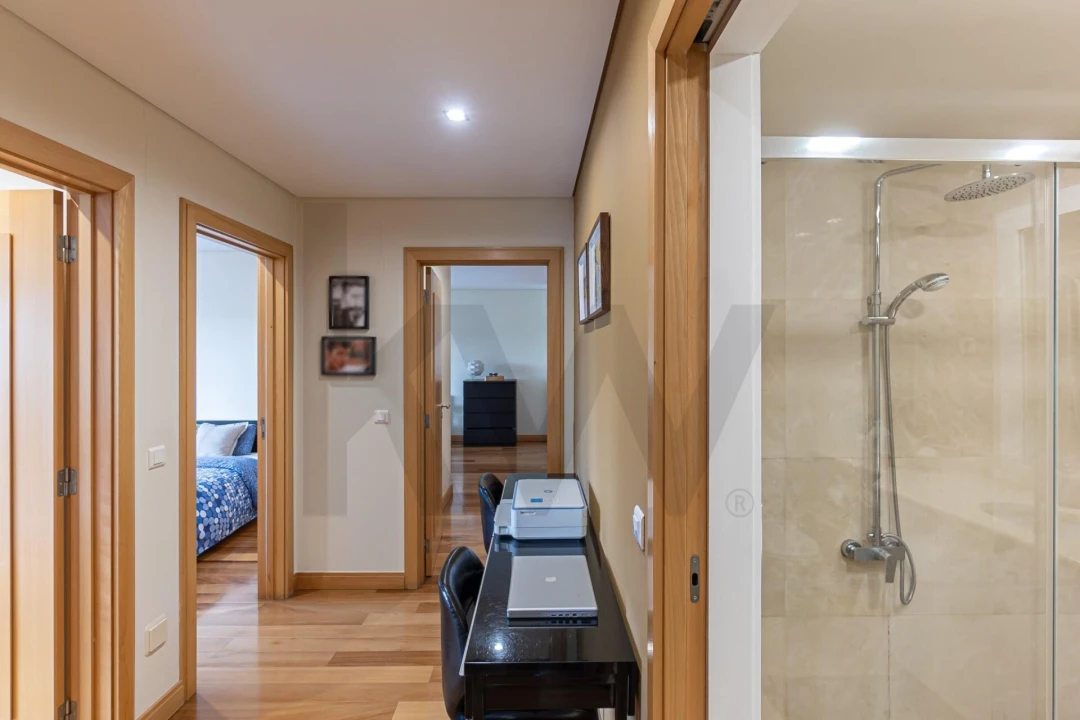 Apartamento T3 para Arrendamento em Ramalde Foto 18