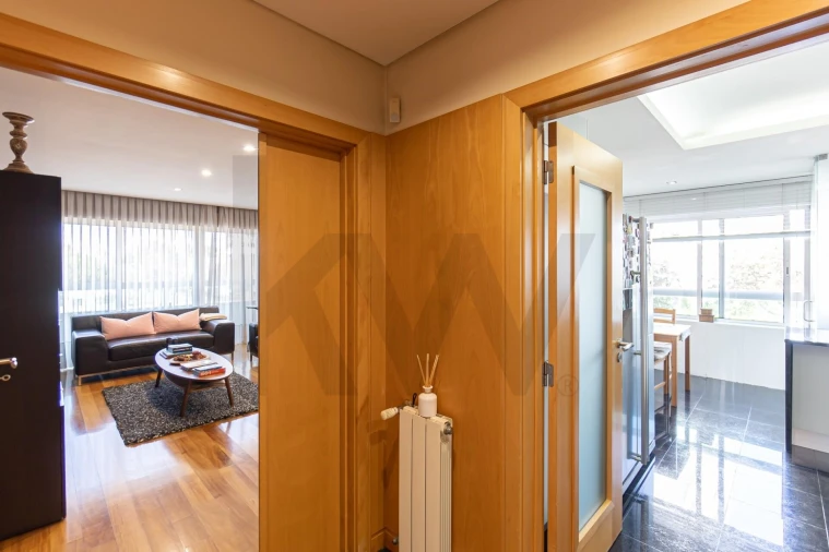 Apartamento T3 para Arrendamento em Ramalde Foto 9