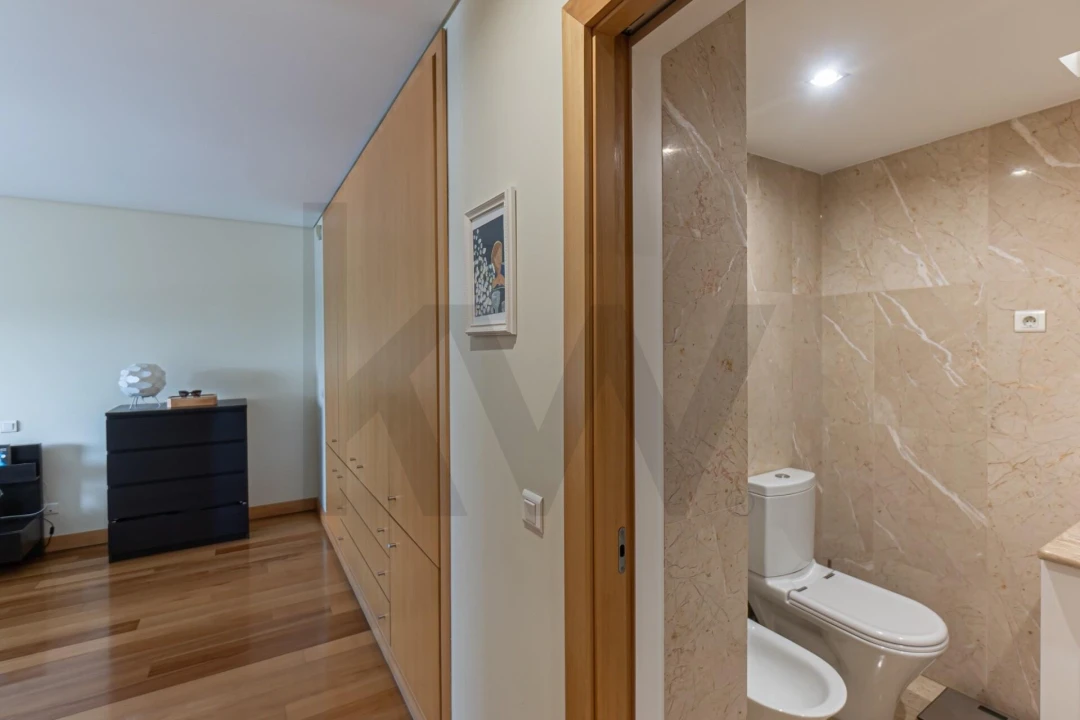 Apartamento T3 para Arrendamento em Ramalde Foto 22